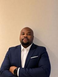 Sinethemba Zihlangu, estate agent