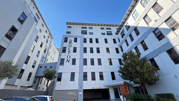 Apartment / Flat For Rent in Rosebank, Sandton